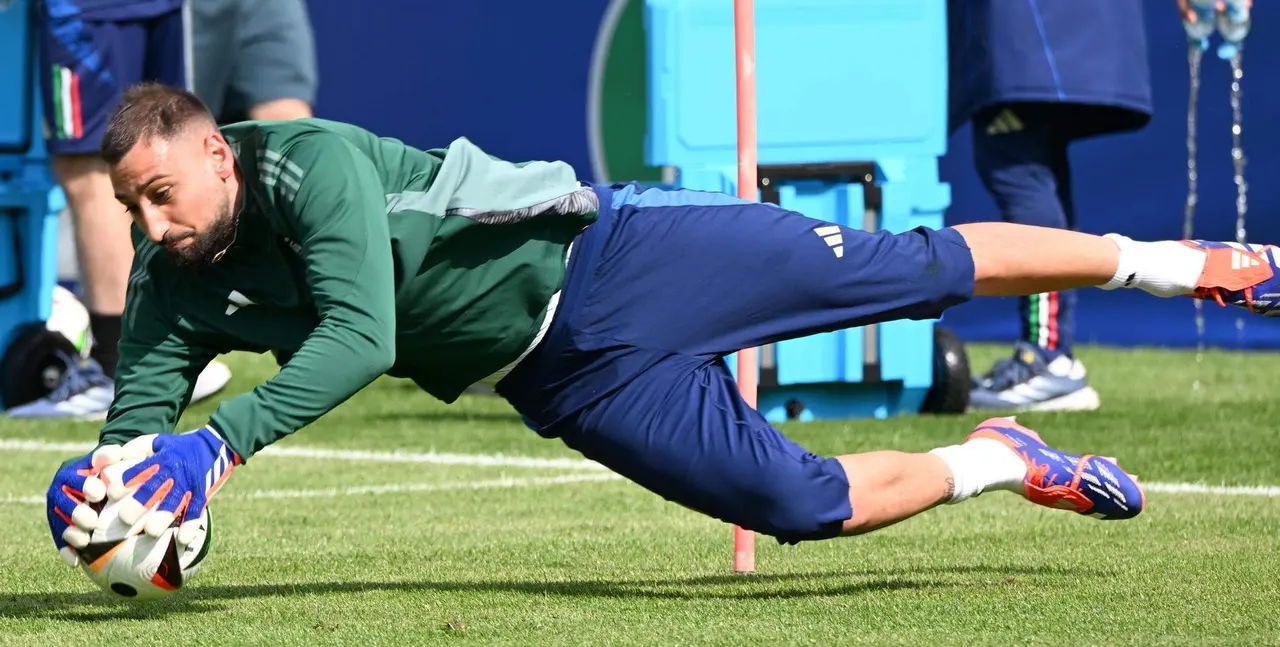 Gianluigi Donnarumma, capit&aacute;n de la selecci&oacute;n italiana. EFE/EPA/Daniel Dal Zennaro