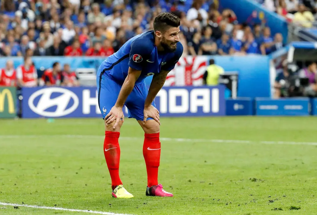 El delantero franc&eacute;s Olivier Giroud en la finalde 2016. EFE/EPA/ETIENNE LAURENT