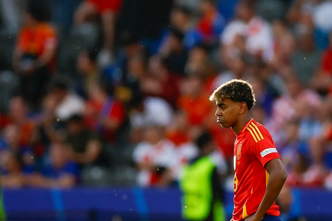 El extremo espa&ntilde;ol Lamine Yamal durante el partido contra Croacia en Berl&iacute;n. EFE/Alberto Estevez