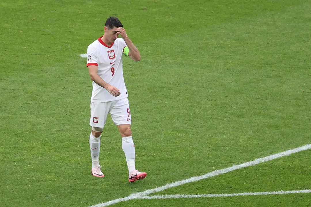 El delantero polaco Robert Lewandowski en Berl&iacute;n, Alemania. EFE/EPA/ABEDIN TAHERKENAREH