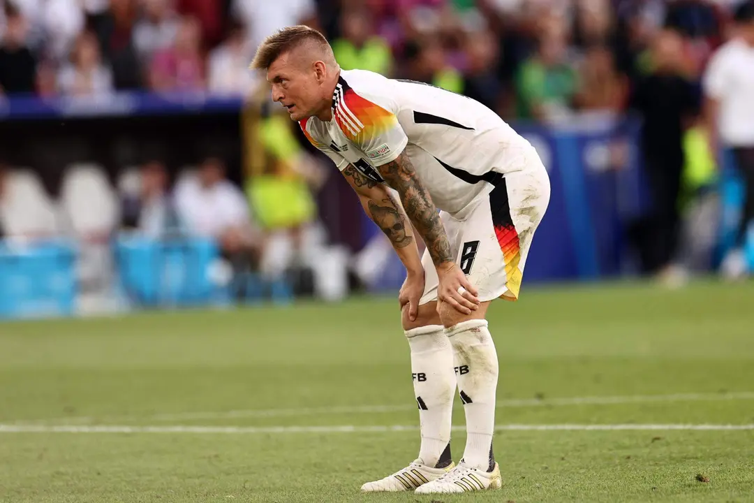 Toni Kroos durante el partido de cuartos de la Eurocopa 2024 entre Espa&ntilde;a y Alemania en Stuttgart, Alemania EFE/EPA/ANNA SZILAGYI
