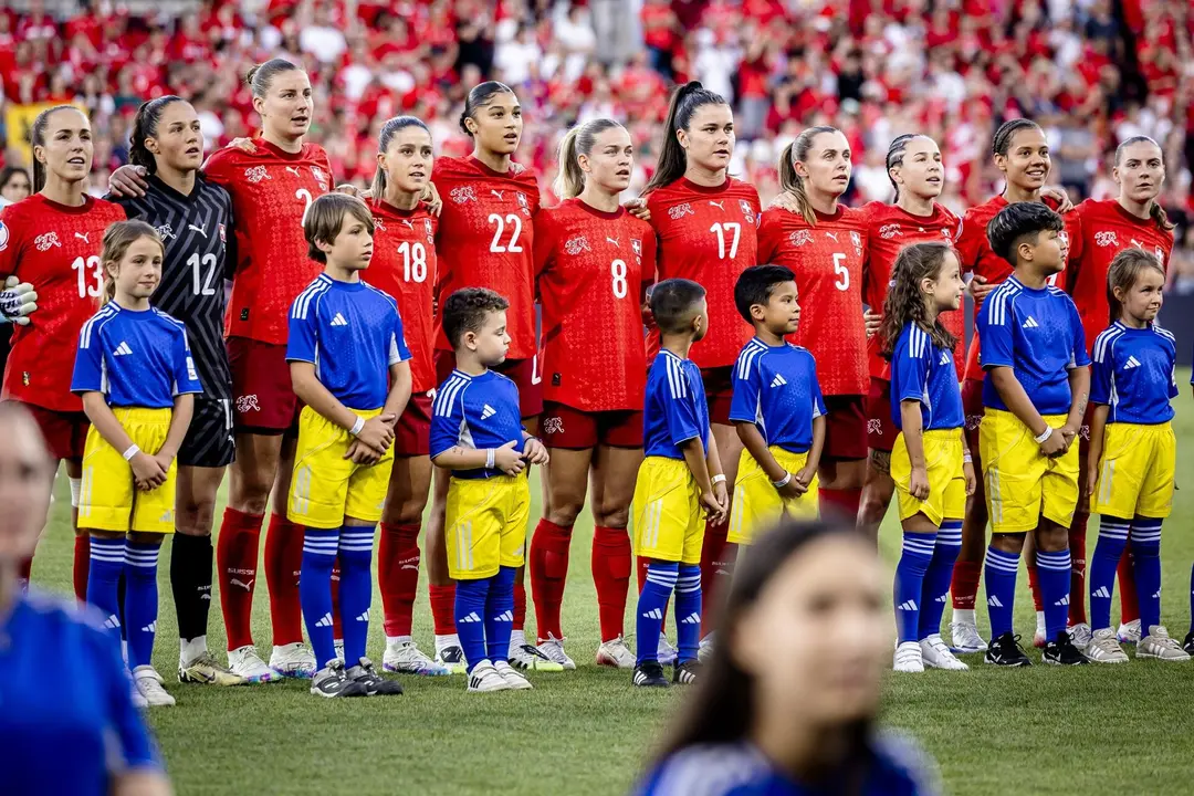 La selecci&oacute;n de Suiza antes del partido ante Finlandia el pasado d&iacute;a 10. EFE/EPA/SALVATORE DI NOLFI