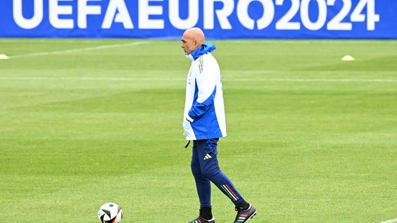 El seleccionador italiano Luciano Spalletti durante un entrenamiento el pasado d&iacute;a 12. EFE/EPA/Daniel Dal Zennaro