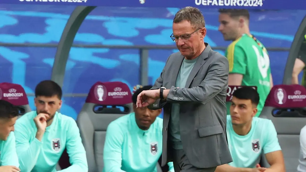 El seleccionador de Austria Ralf Rangnick en Berl&iacute;n. EFE/EPA/HANNIBAL HANSCHKE