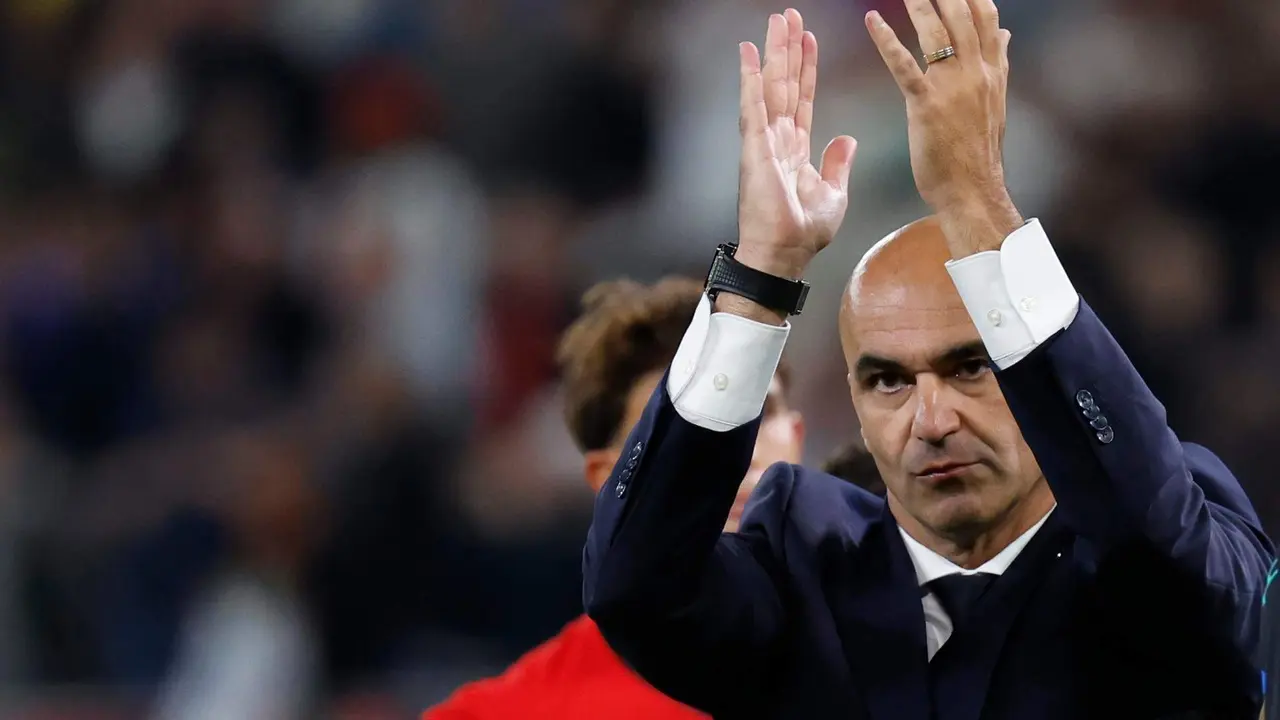 El t&eacute;cnico espa&ntilde;ol de Portugal Roberto Martinez en Hamburgo, Alemania. EFE/EPA/ROBERT GHEMENT